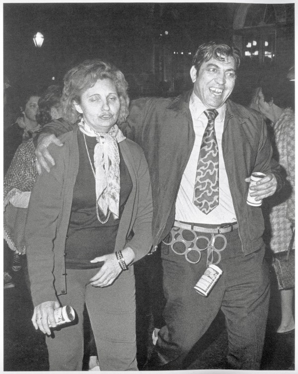 Charles-Gatewood-Mardi-Gras-couple_Sidetripping.jpg