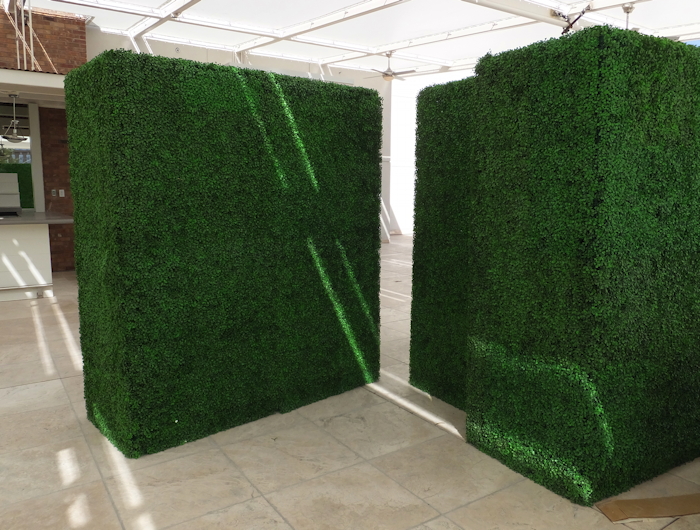 Make-Be-Leaves-7ft_UV_Boxwood_Hedges.jpg