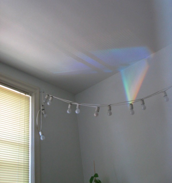 rays_stream_through_shutter.jpg