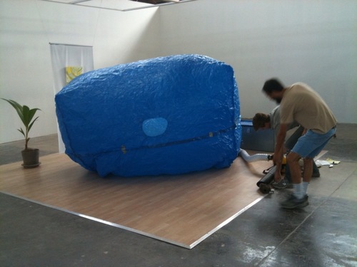 1301pe_blue_room_inflating.jpg
