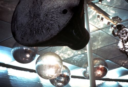 expo70_echo_balls.jpg