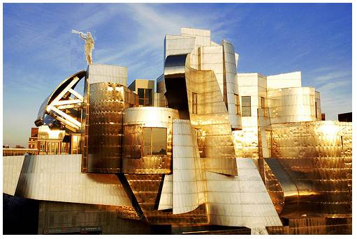 gehry_moroni.jpg