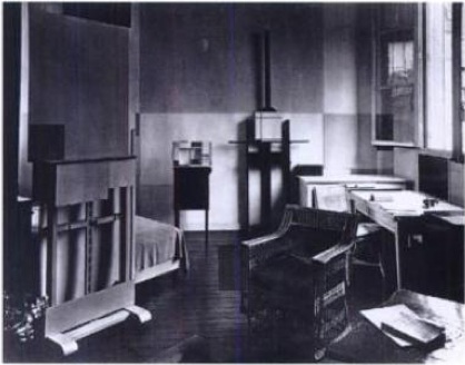 mondrian_studio_model.jpg