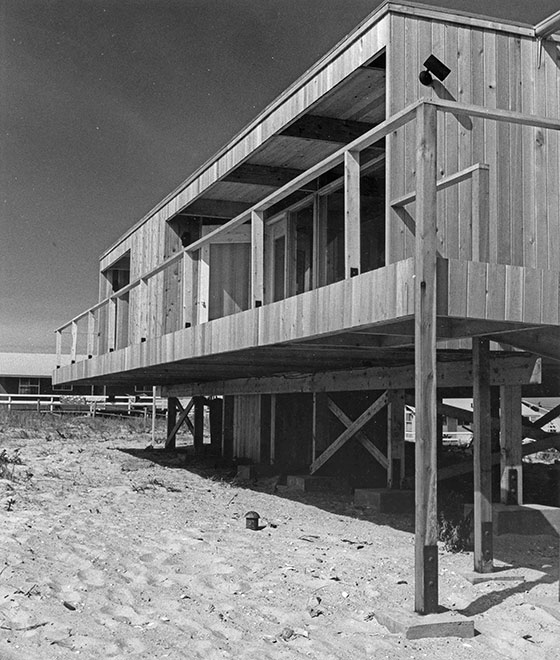 richard_meier_lambert_house_2.jpg